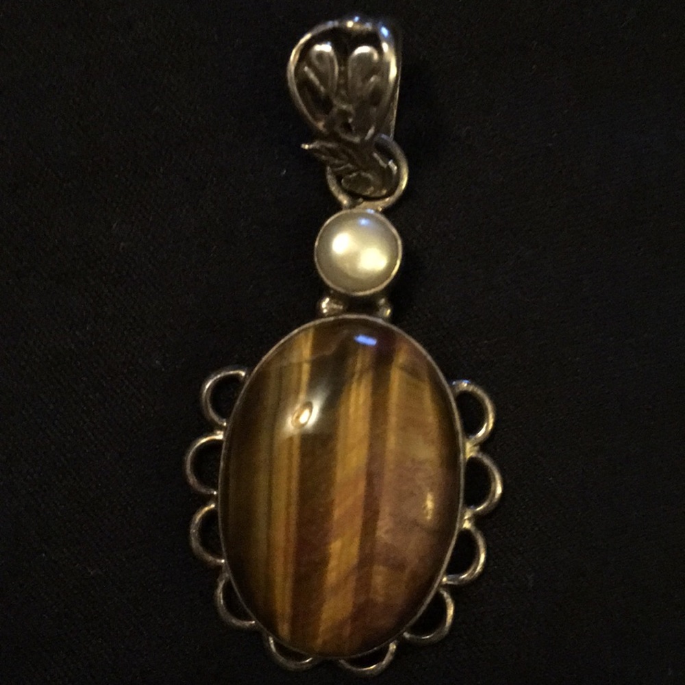 Tiger Eye Cabochon Pearl Silver Pendant